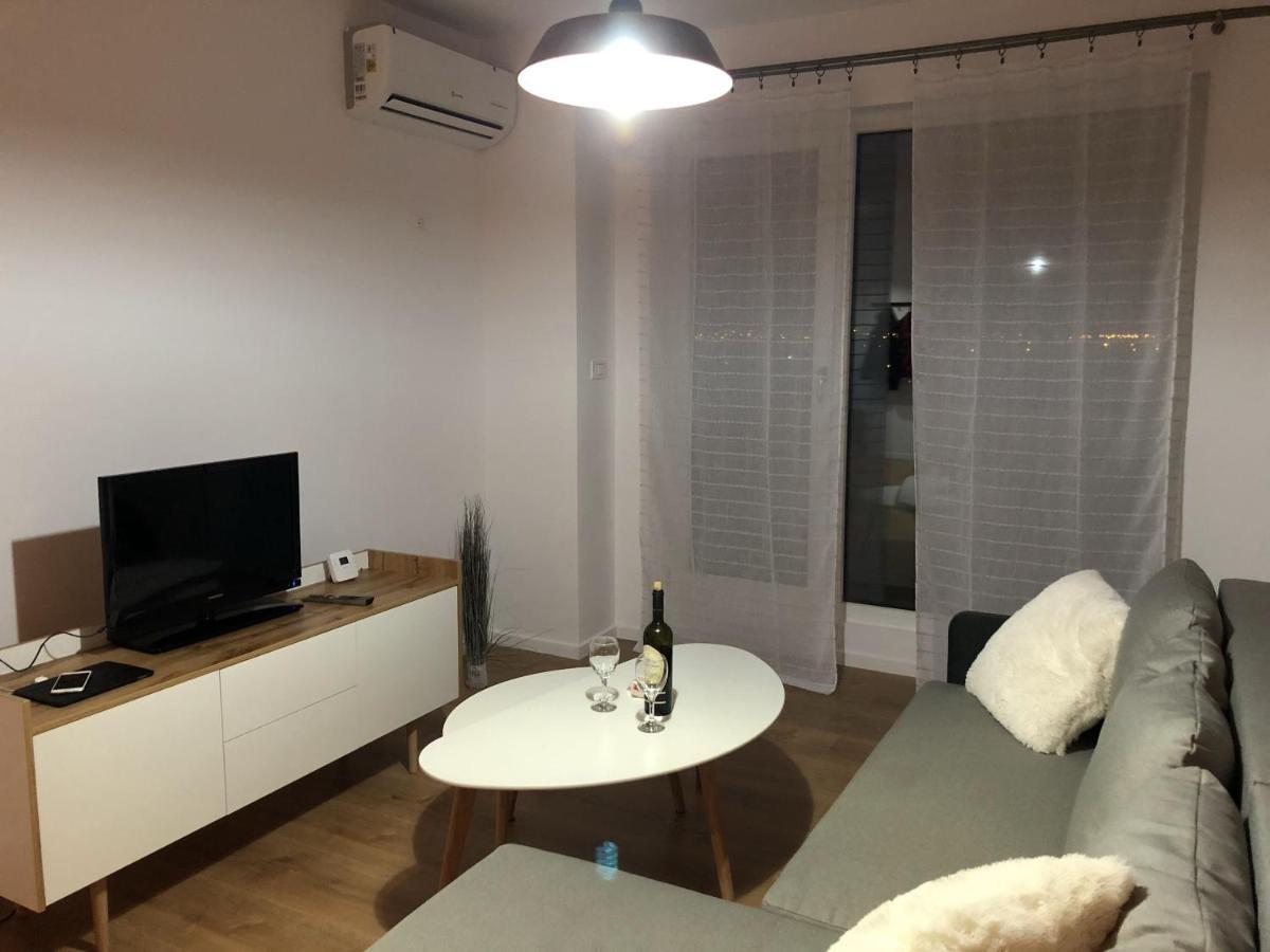 Chronos Apartment - Modern And Stylish Timisoara Exterior photo